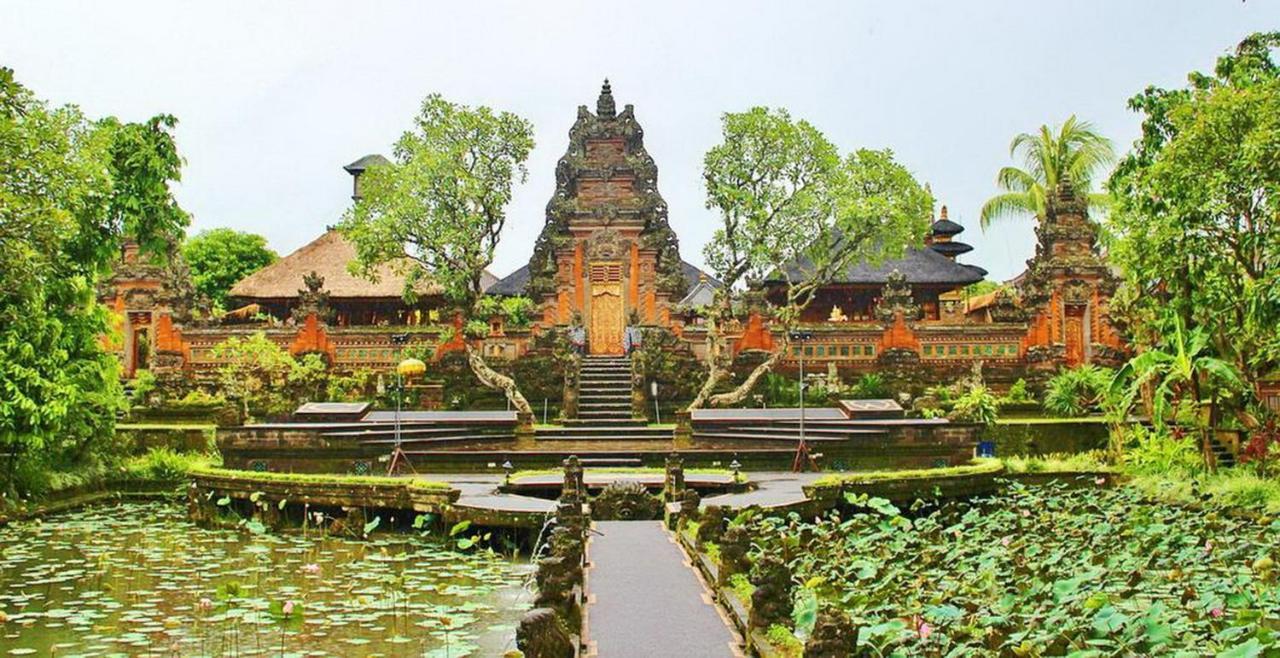 Ubud River Campuhan Villa Exterior photo